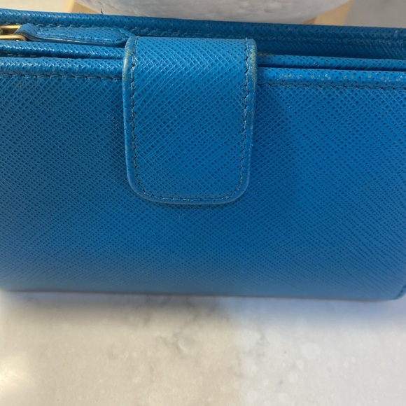 PRADA Wallet with Chain - Picture 15 of 15
